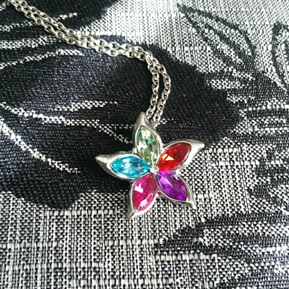 Sale 🐼 Rainbow flower